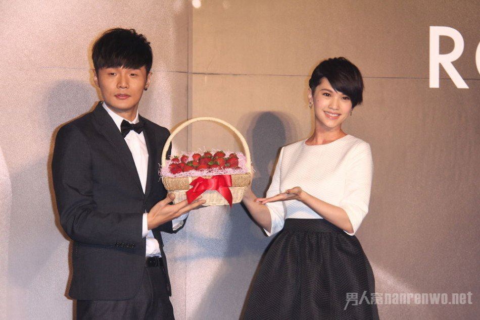 杨丞琳认定李荣浩原因！盘点霸气男友5大宠爱事迹