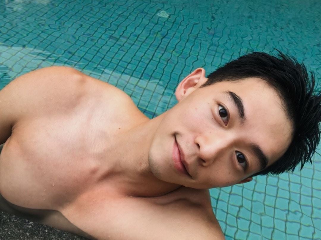 《我们与恶的距离》冷血杀手李晓明是大帅哥呀！180cm肌肉男电死你