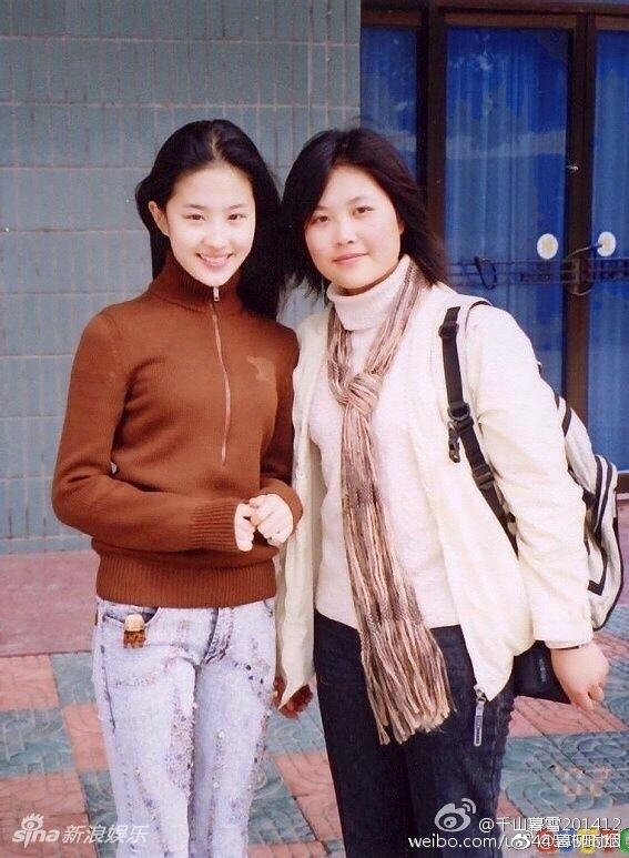 刘亦菲曝美国时期照片！才13岁就已美得惊天动地