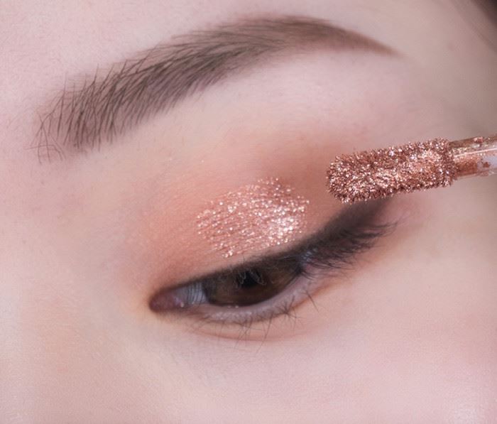 5分钟极速出门!3步完成李圣经闪烁眼妆