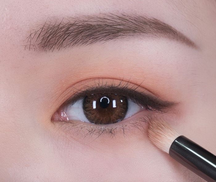 5分钟极速出门!3步完成李圣经闪烁眼妆