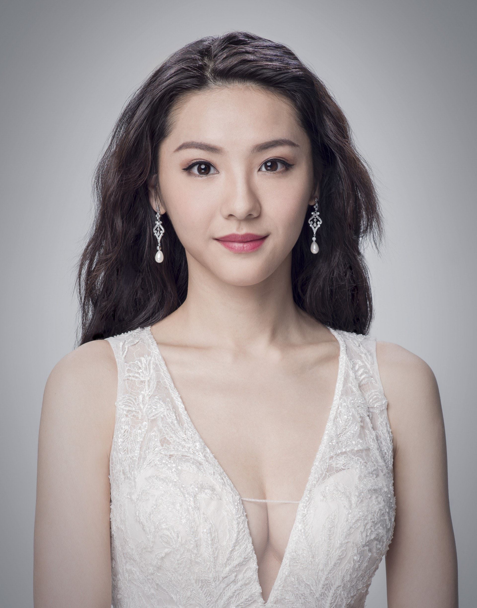 【多图】《2019中华小姐》19佳丽官方照！香港和大马代表成大热