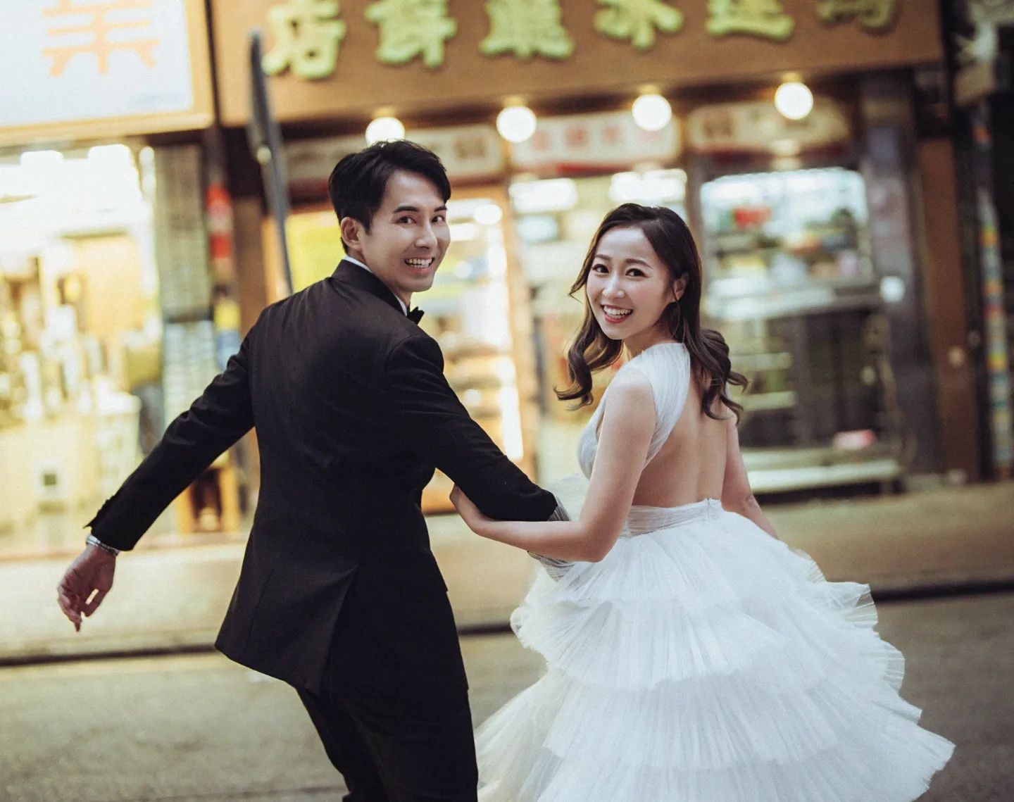 黄美棋返「行运茶餐厅」拍婚纱照💍曾在星爷电影《行运一条龙》里饰演小芬女🔥