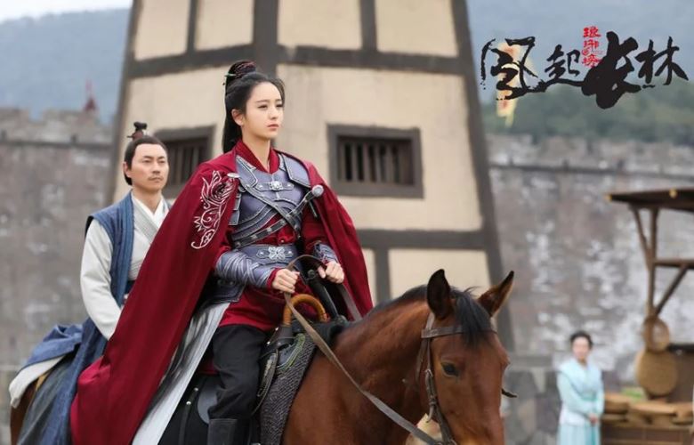 《花木兰》刘亦菲杀气十足！盘点9位「战士造型」女星