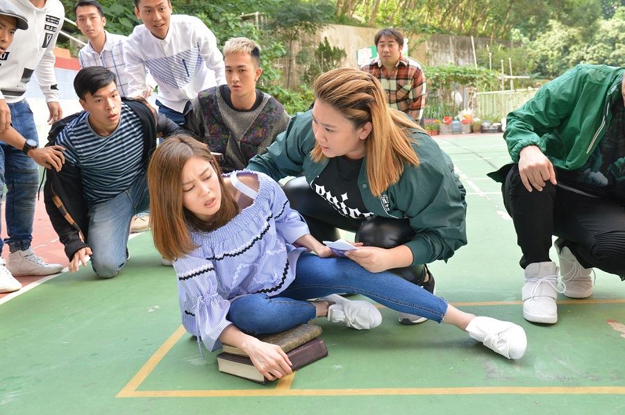 老表，毕业喇！终于要播啦！王祖蓝爆制作很x：观众会打爆电视