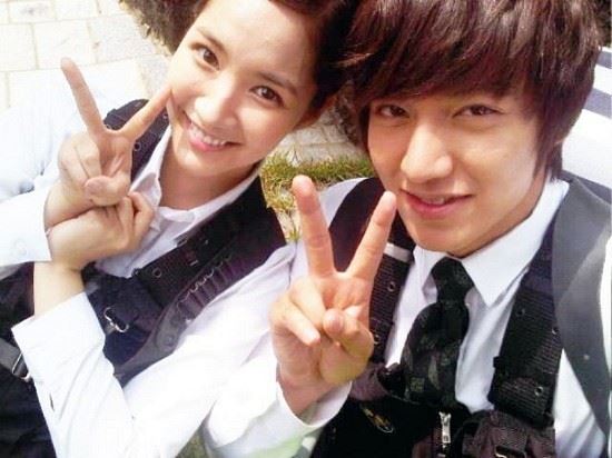 《金秘书》双朴情史被起底！朴敏英只认爱过《流星花园》的他