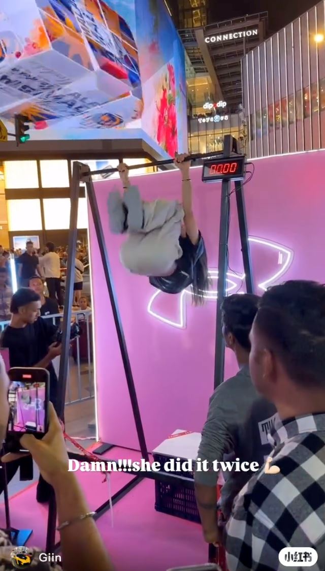 🇲🇾小姐姐挑战单杠意外走红❗原来是攀岩运动员🧗‍♀️