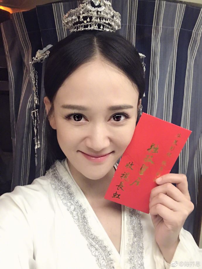 被网友吐槽拍照技术烂！陈乔恩晒女神级自拍反击