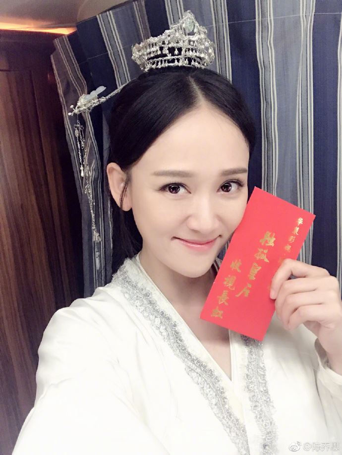被网友吐槽拍照技术烂！陈乔恩晒女神级自拍反击