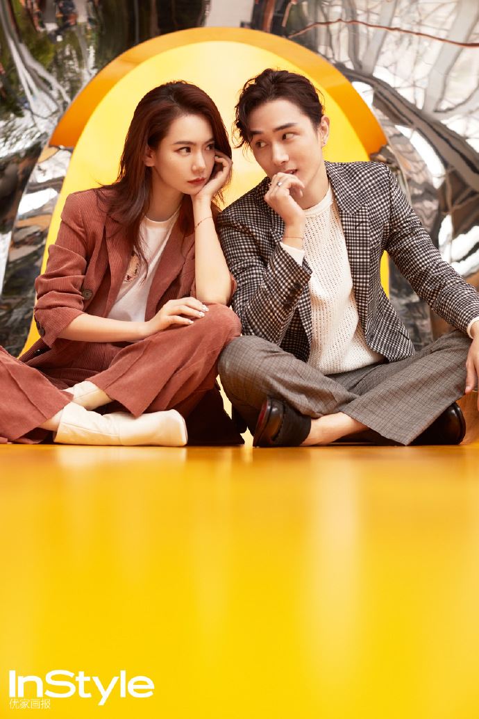 和戚薇结婚七周❗️李承铉晒照庆祝：七年之痒我不信❤️