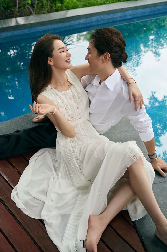 和戚薇结婚七周❗️李承铉晒照庆祝：七年之痒我不信❤️