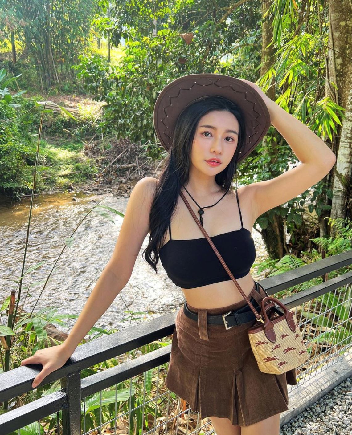 🌟秋雯在ig分享成长感言：没人能改变你除非你自己想改变❗️网友分享至小红书：说的太好