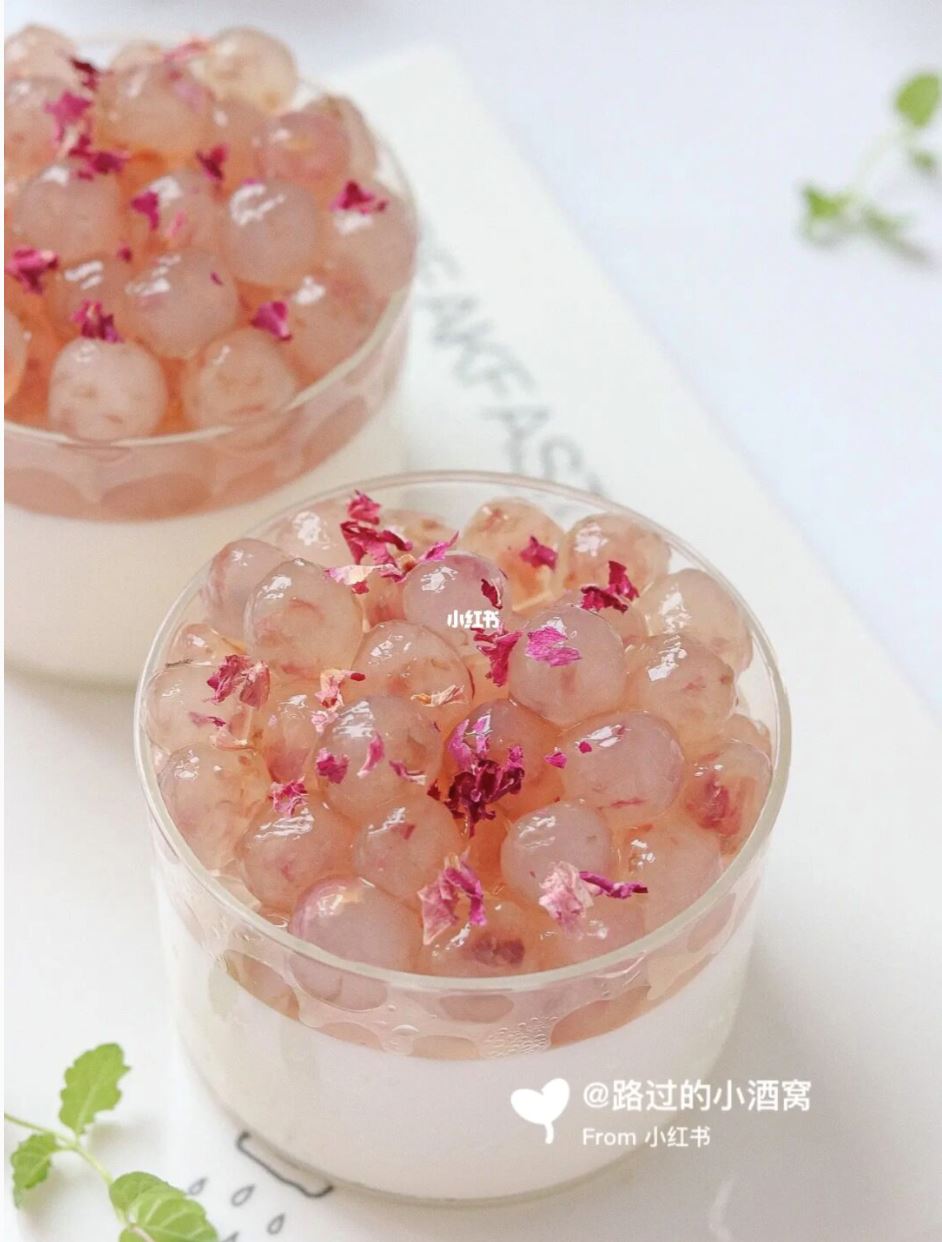 超少女高颜值甜品❗️「玫瑰啵啵奶冻」做法来咯🌹