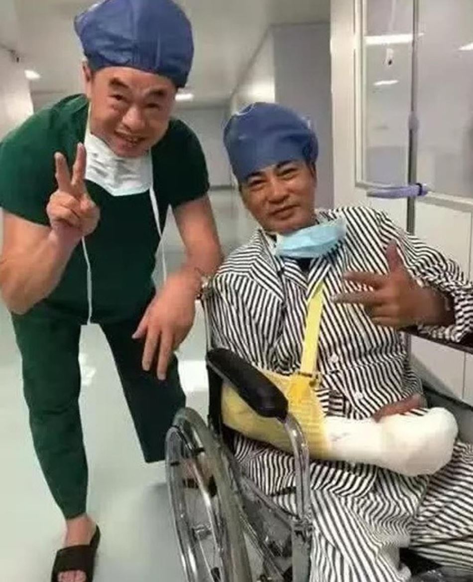 任达华右手伤口曝光！四只手指神经被割断