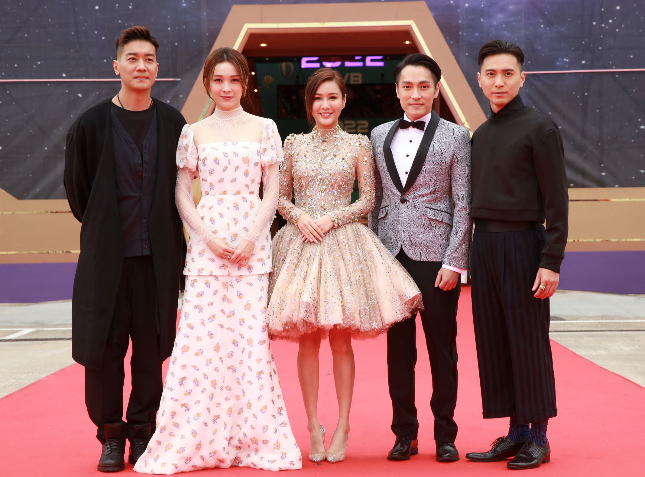 【多图】【无线节目巡礼2022】红地毯造型❗️李佳芯仙气逼人❤️