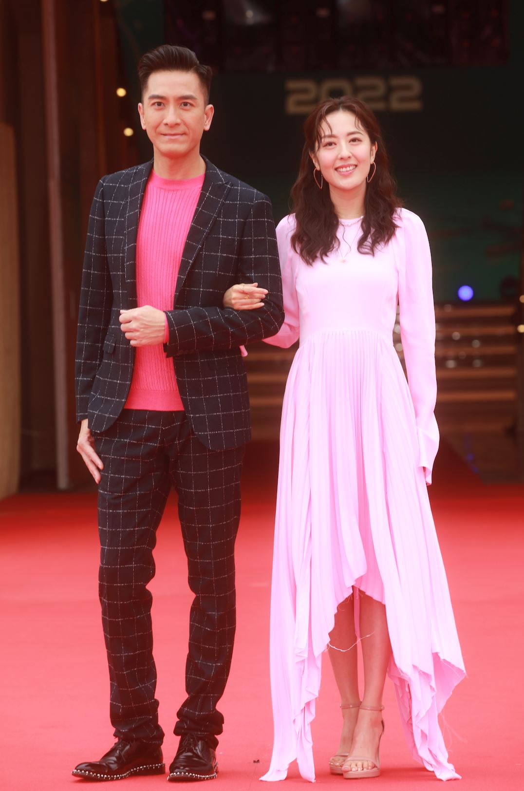 【多图】【无线节目巡礼2022】红地毯造型❗️李佳芯仙气逼人❤️