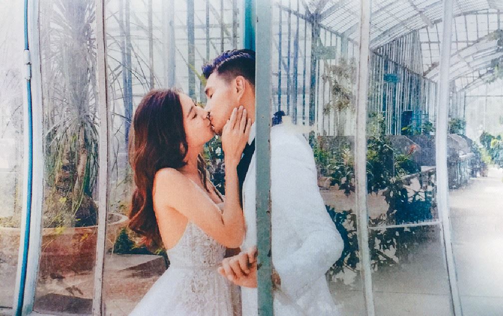 【多图】中式婚照 + 喜帖曝光！陈展鹏1013娶单文柔