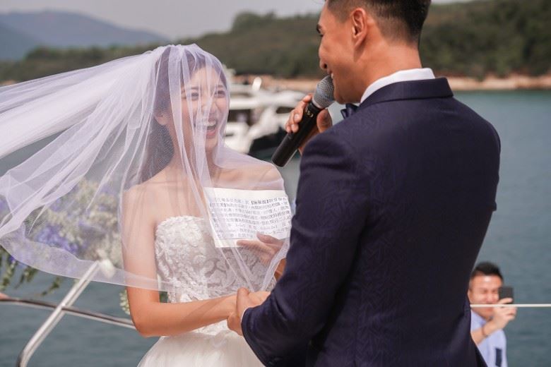 【多图】陈展鹏海上娶单文柔！超有型超浪漫