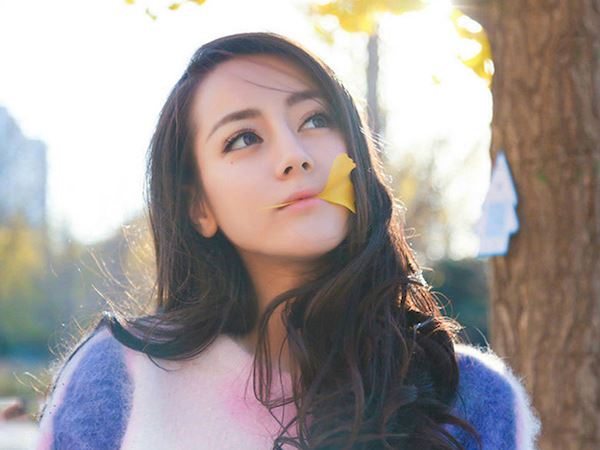 从小就是美人胚子！10位中港韩女明星童年照大公开