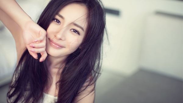 从小就是美人胚子！10位中港韩女明星童年照大公开