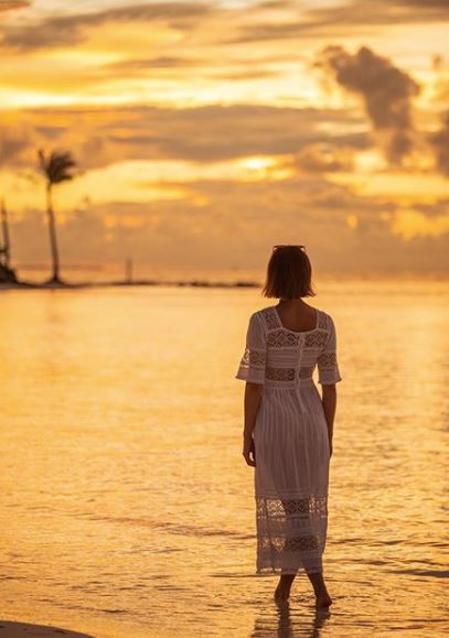 胡定欣一个人去旅行渴望找到那个他：我都好想有人陪！