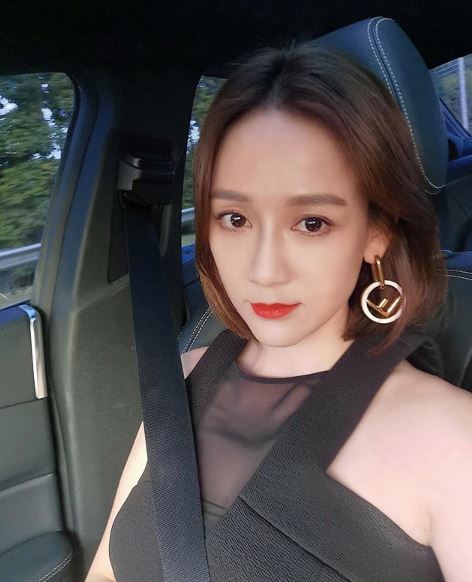 【内附影片】陈乔恩与男友甜蜜旅行，拍ig story跑到男友身旁要亲亲！