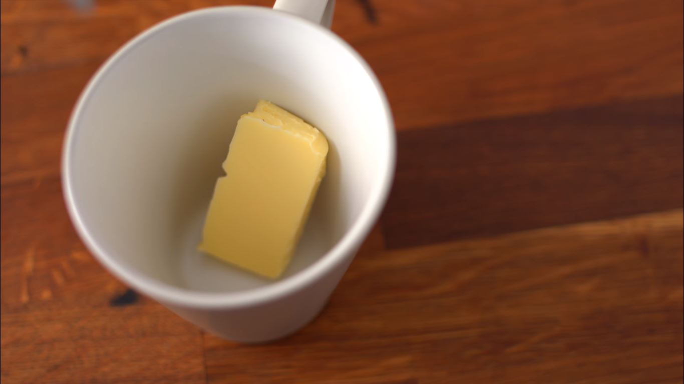 4步骤完成！小资女料理--微波炉杯子蛋糕！