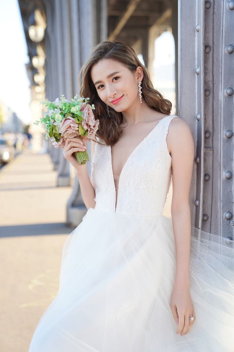 【多图】沈卓盈结婚啦！晒巴黎+英国婚照！美爆