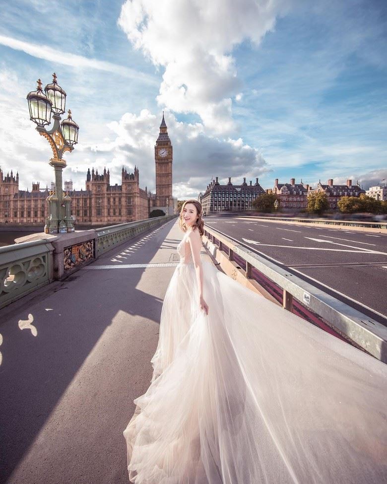 【多图】沈卓盈结婚啦！晒巴黎+英国婚照！美爆