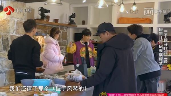 连应采儿也怕！只有「她」敢陈小春起床真难