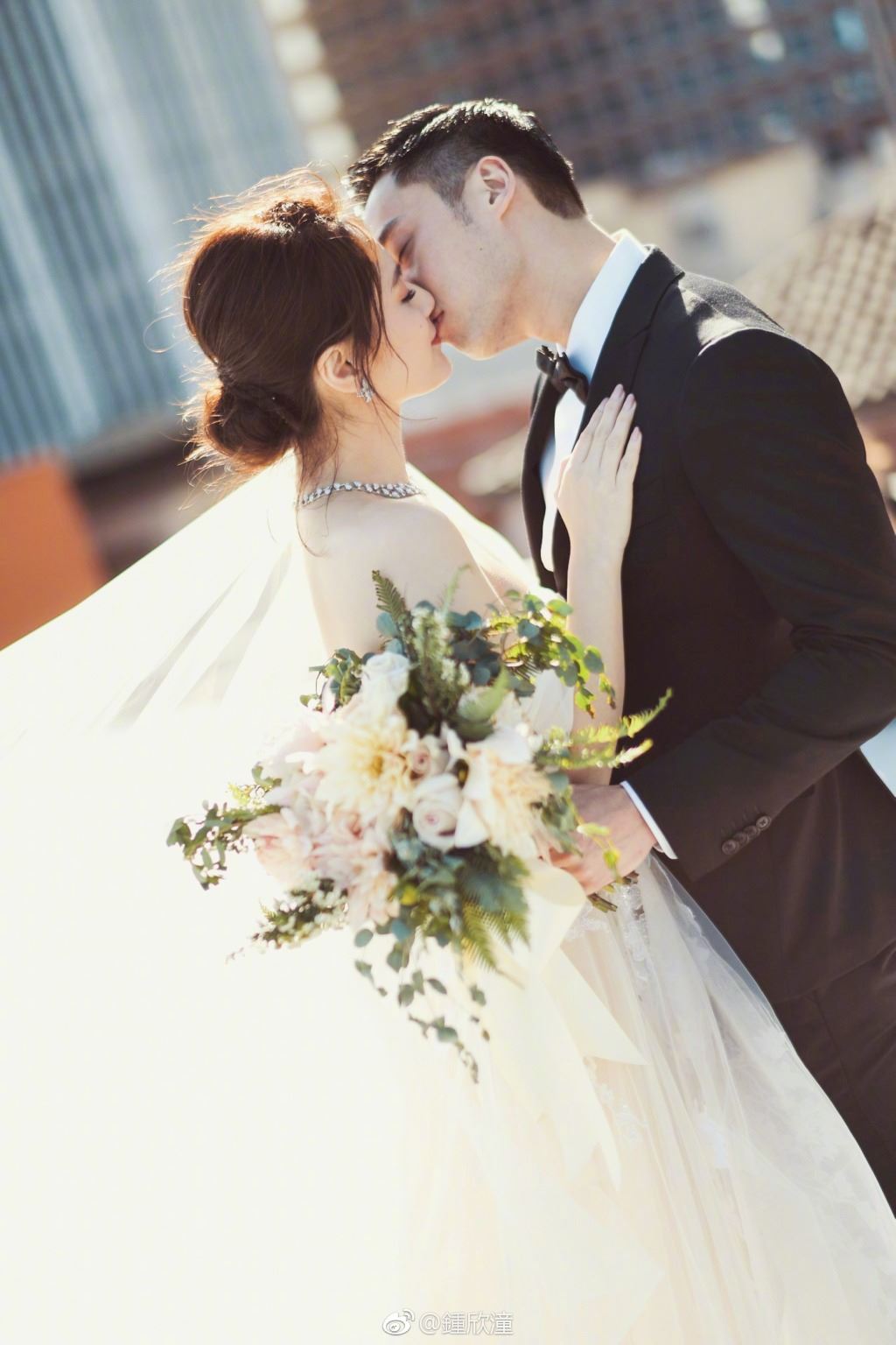 爱的久不如爱的好！娱乐圈4位闪婚艺人！