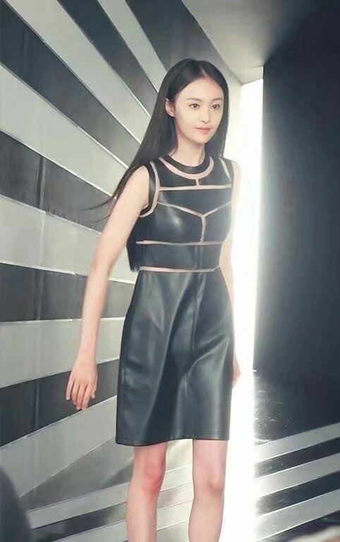 郑爽长发旧照曝光！网友疯传赞仙气十足很女人味