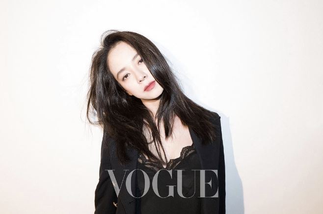 懵智好sexy！宋智孝低胸露美乳 被称：最梦幻胸型