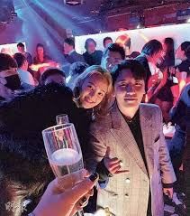 胜利退出娱乐圈！回顾这42天发生了什么事！一切由夜店暴力事件开始...