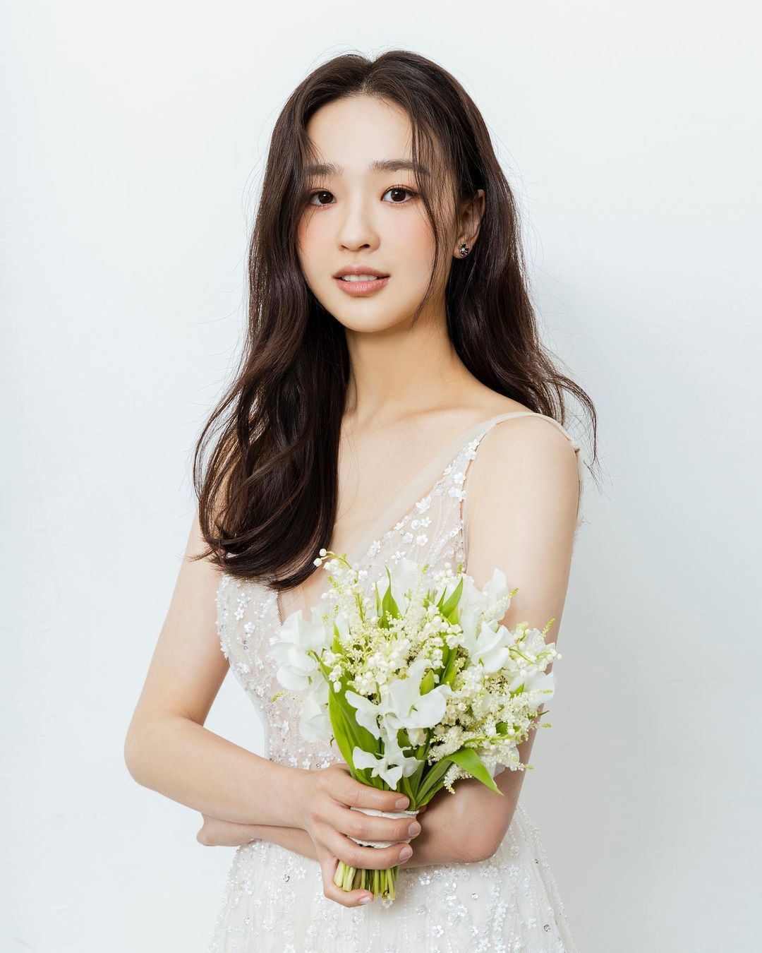 💍韩国体操女神孙妍在结婚啦❗️穿上白纱笑得好甜啊