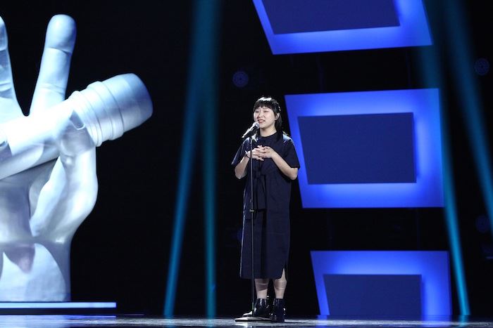 第四场盲选赛！香港空灵女声催泪全场 曹格和陈奂仁俩再陷抢学员之战