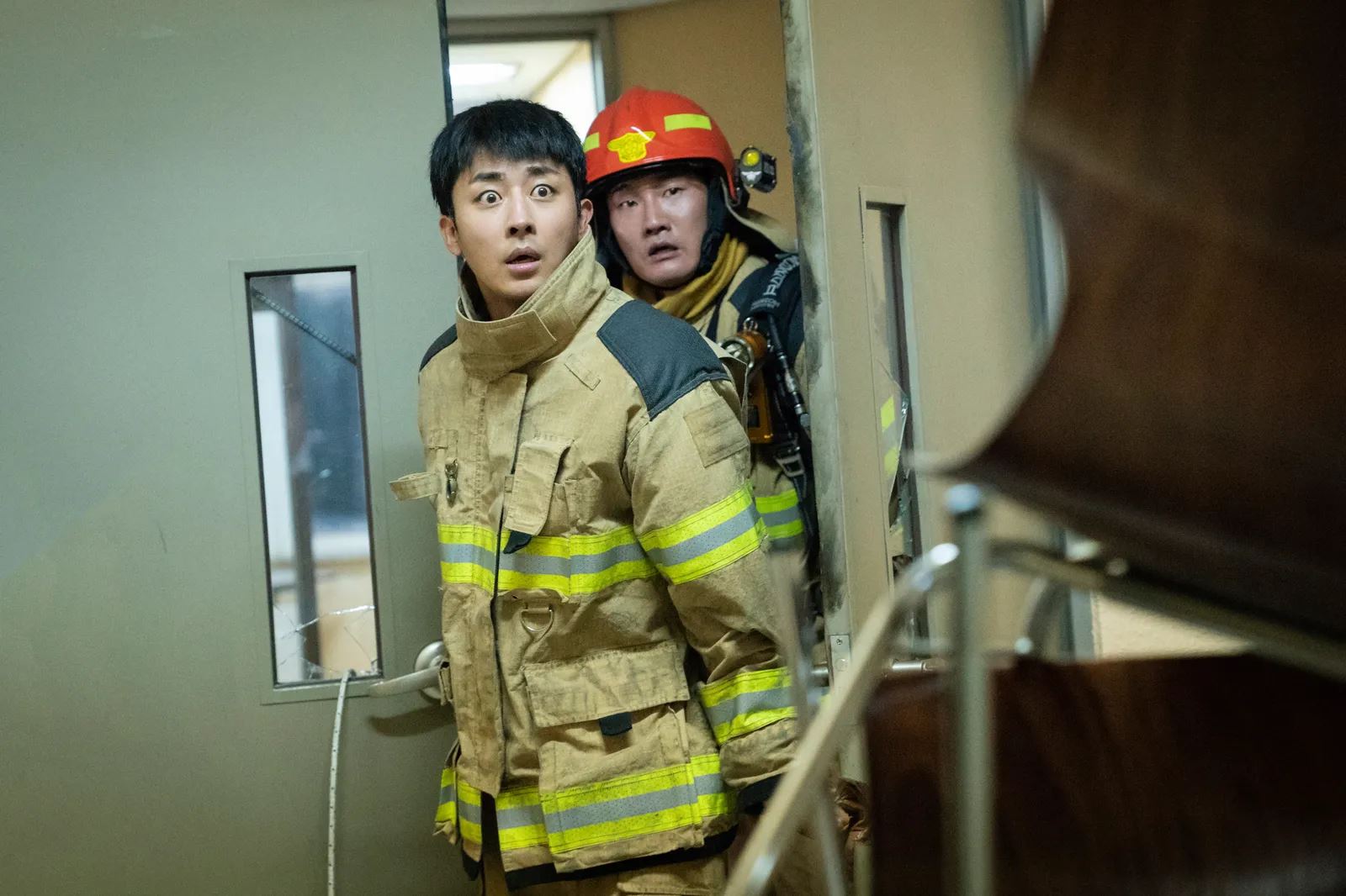 📺烧脑惊悚悬疑韩剧《消防厅旁警察厅》❗刑警消防员急救员联手救援🔥