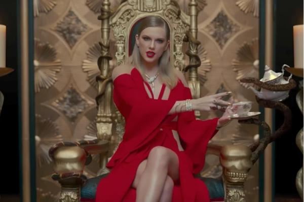 「我最喜欢把背叛我的渣男写进歌里」taylor swift幽默自嘲的4大经典时刻！
