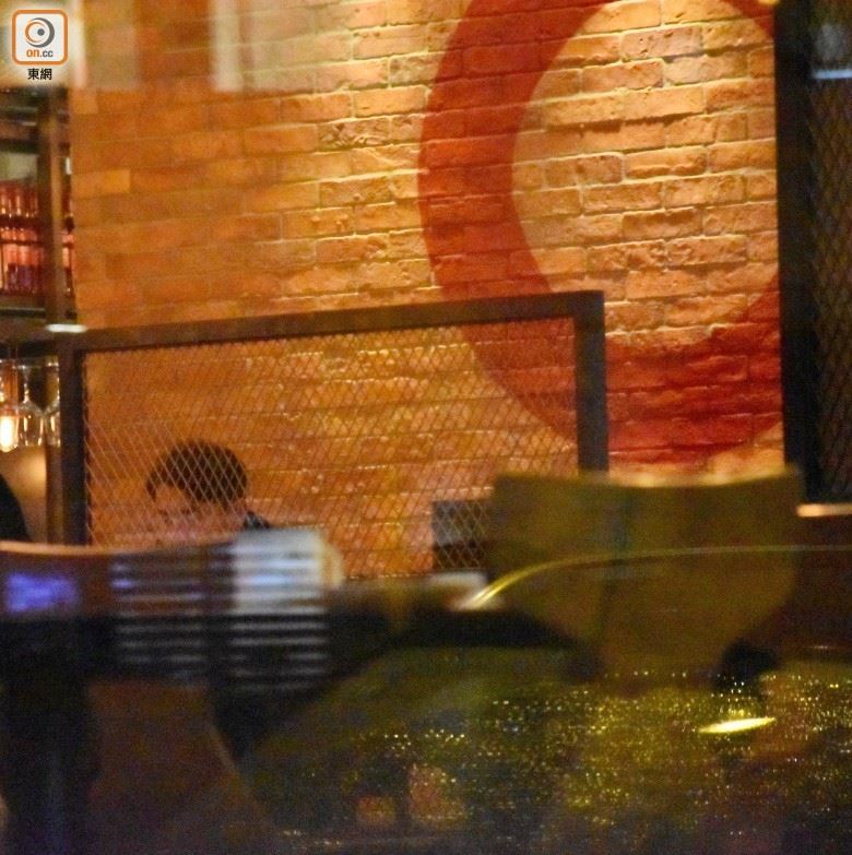 约会被撞见！唐诗咏被爆和洪永城鬼祟复合