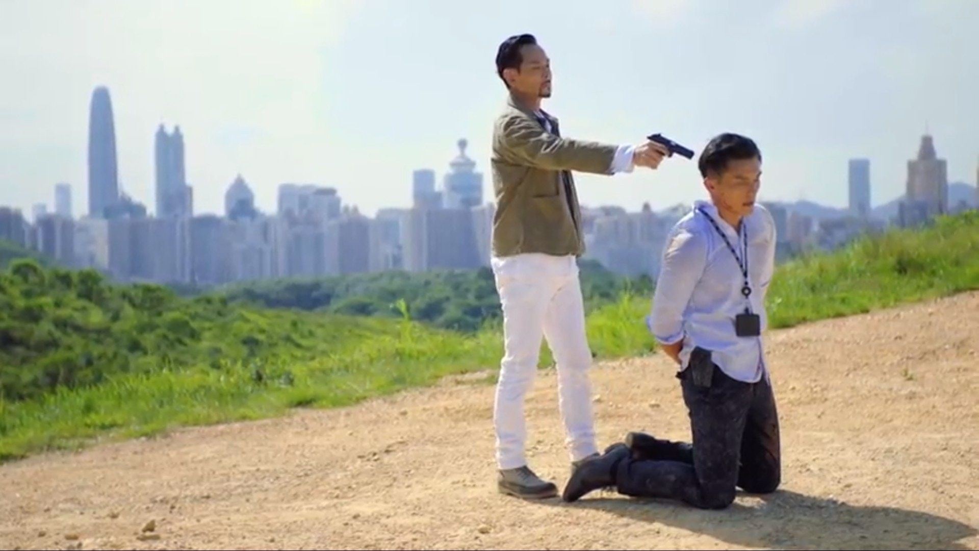 《铁探》杨明惨死!大结局预告公开:袁伟豪呕血骂madam