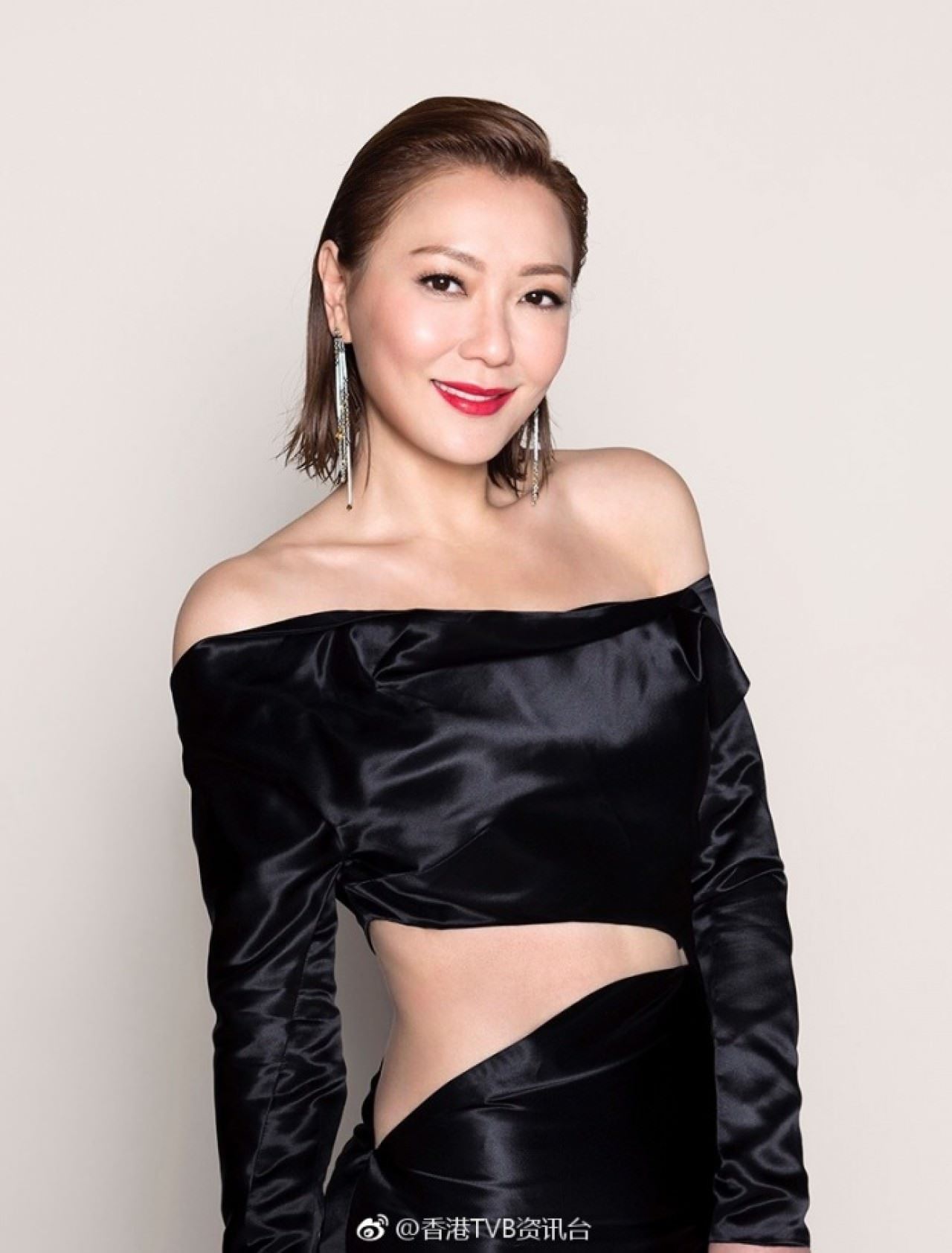 tvb艺人最新照出炉！胡定欣杨怡靓爆！马明女友黄心颖却...