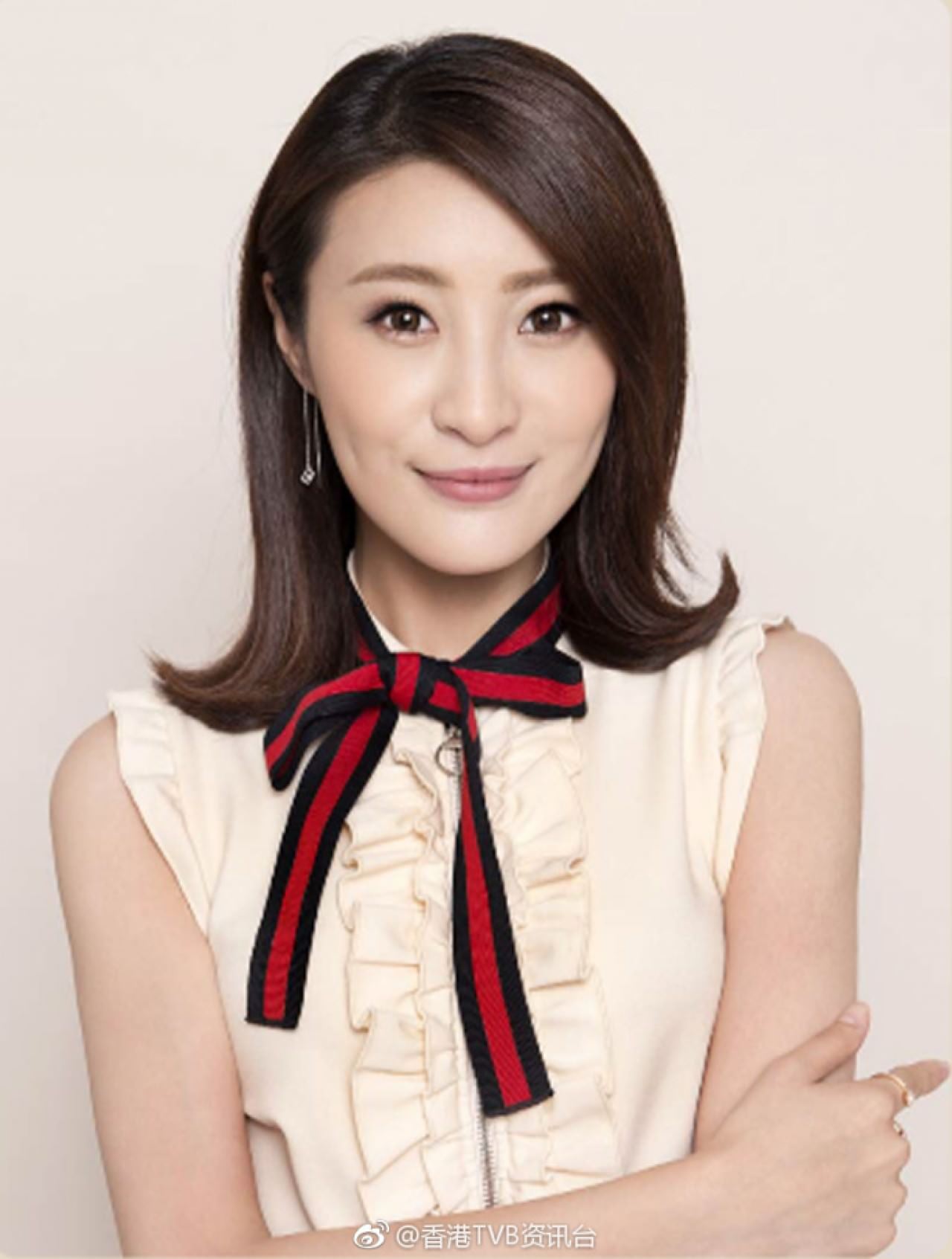 tvb艺人最新照出炉！胡定欣杨怡靓爆！马明女友黄心颖却...