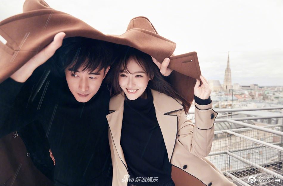 【多图】唐嫣、罗晋晒婚照！甜蜜宣布结婚：新郎新娘是我们