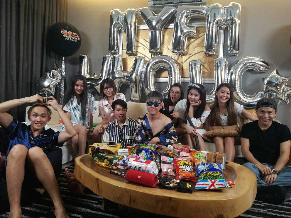 《my fm 谁是uc》没有最疯,只有更疯!dj和嘉宾们为胜出撕破脸皮