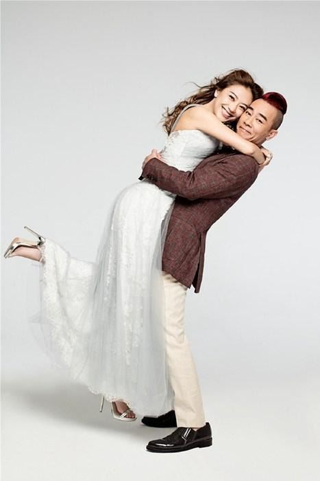 【多图】陈小春应采儿结婚9年拍4次婚纱照!没有最甜蜜只有更甜蜜