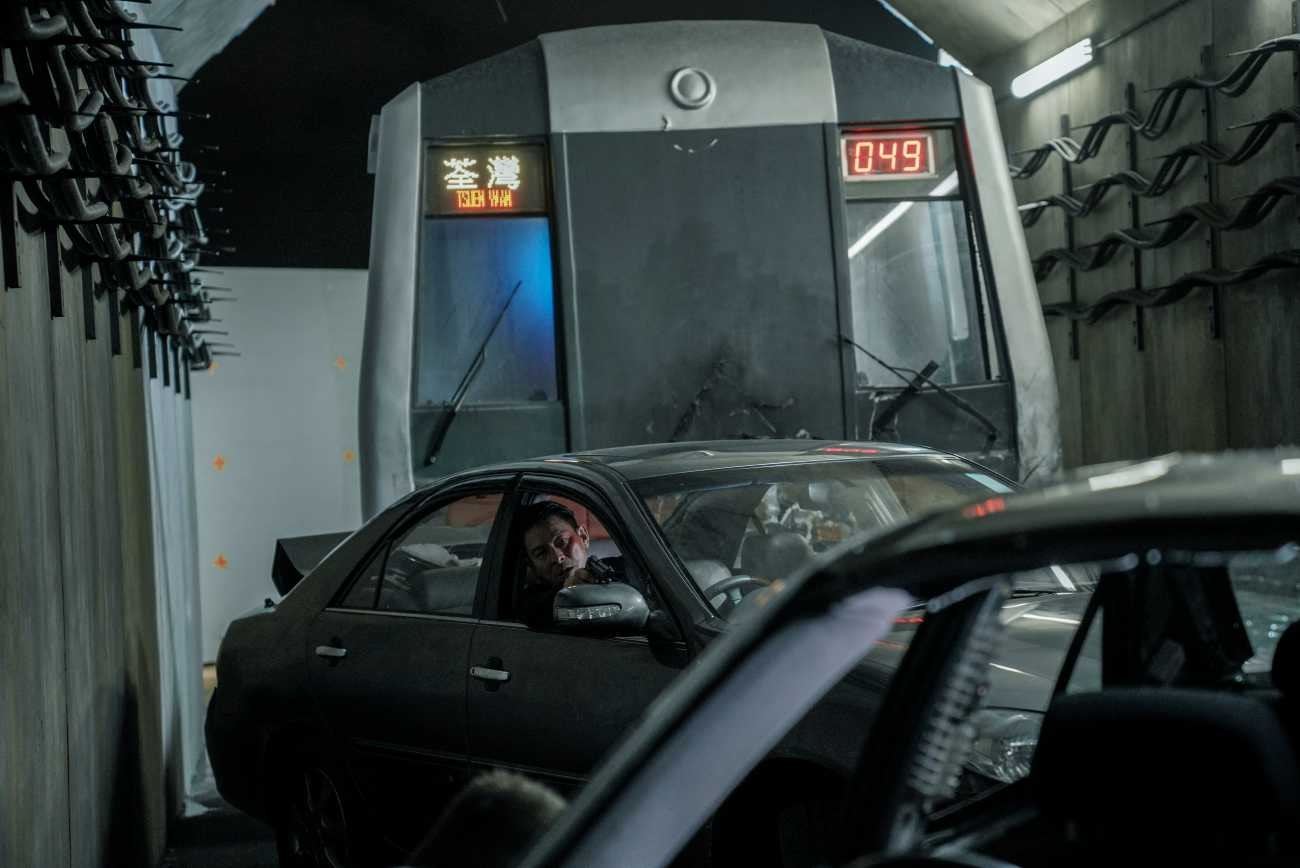 【影片】《扫毒2》飞车戏超强!地铁站神还原!连古仔也吓到