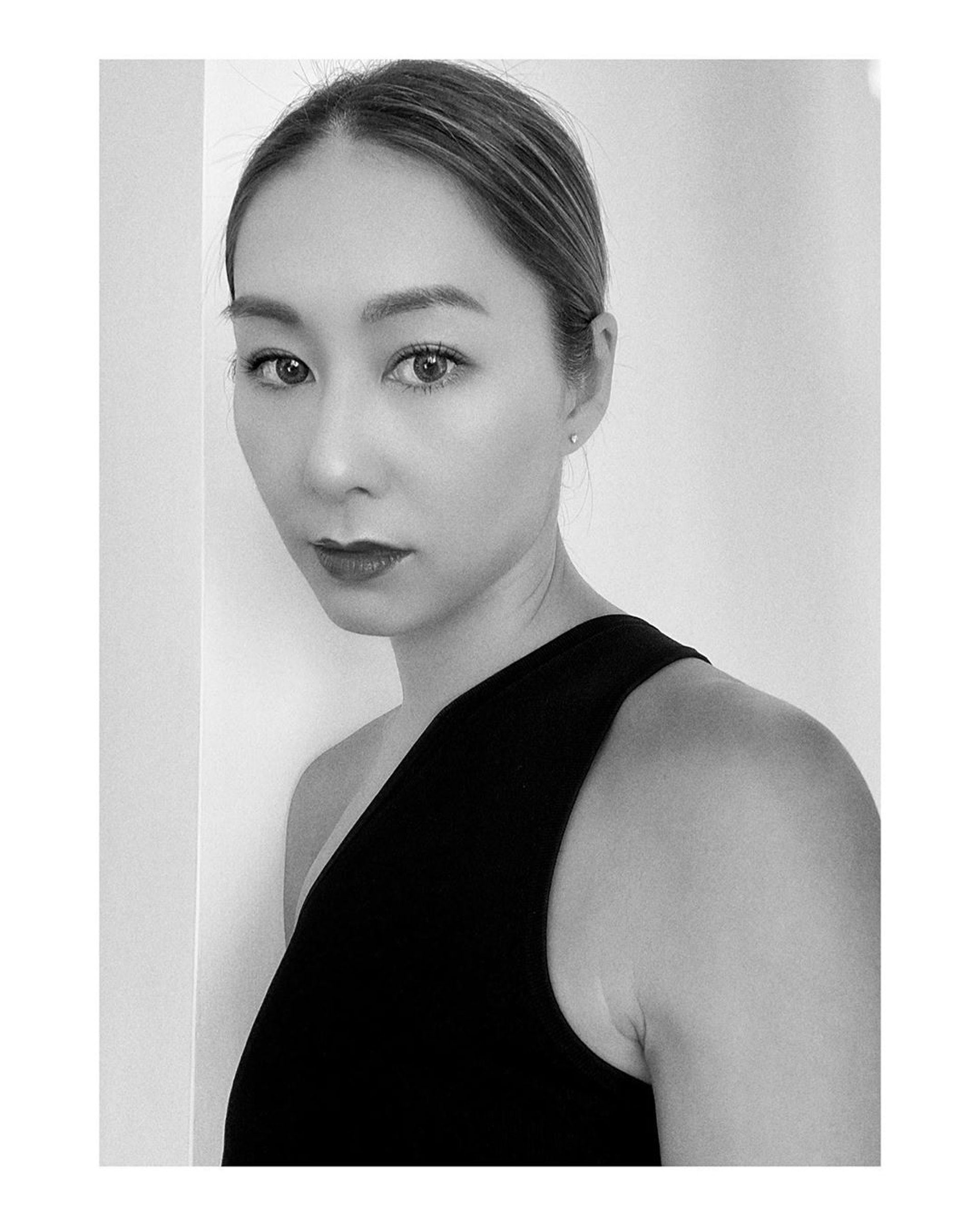 【多图】网上发起 #womensupportingwomen ！众女星纷纷晒黑白照撑女权