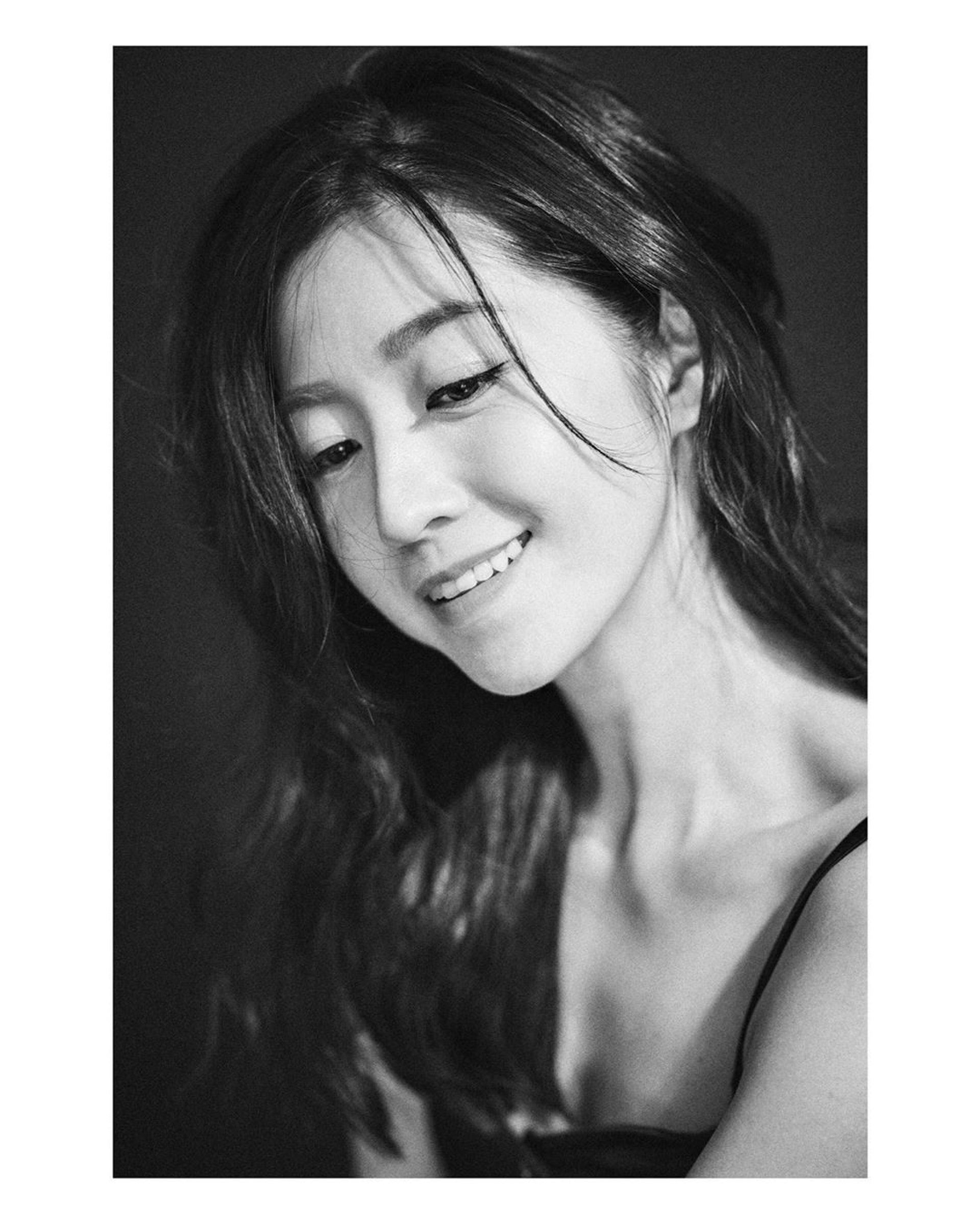 【多图】网上发起 #womensupportingwomen ！众女星纷纷晒黑白照撑女权