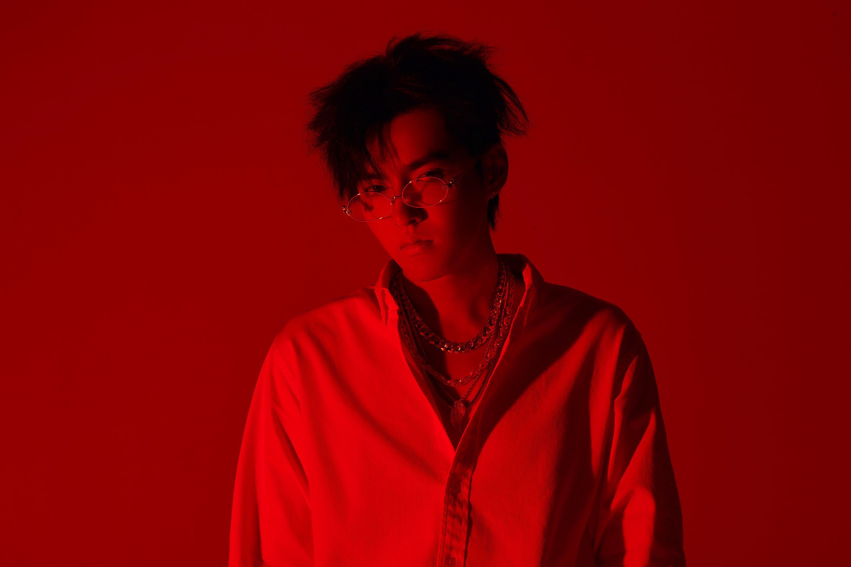 kris wu吴亦凡新专辑首支中文单曲《天地》全网上线