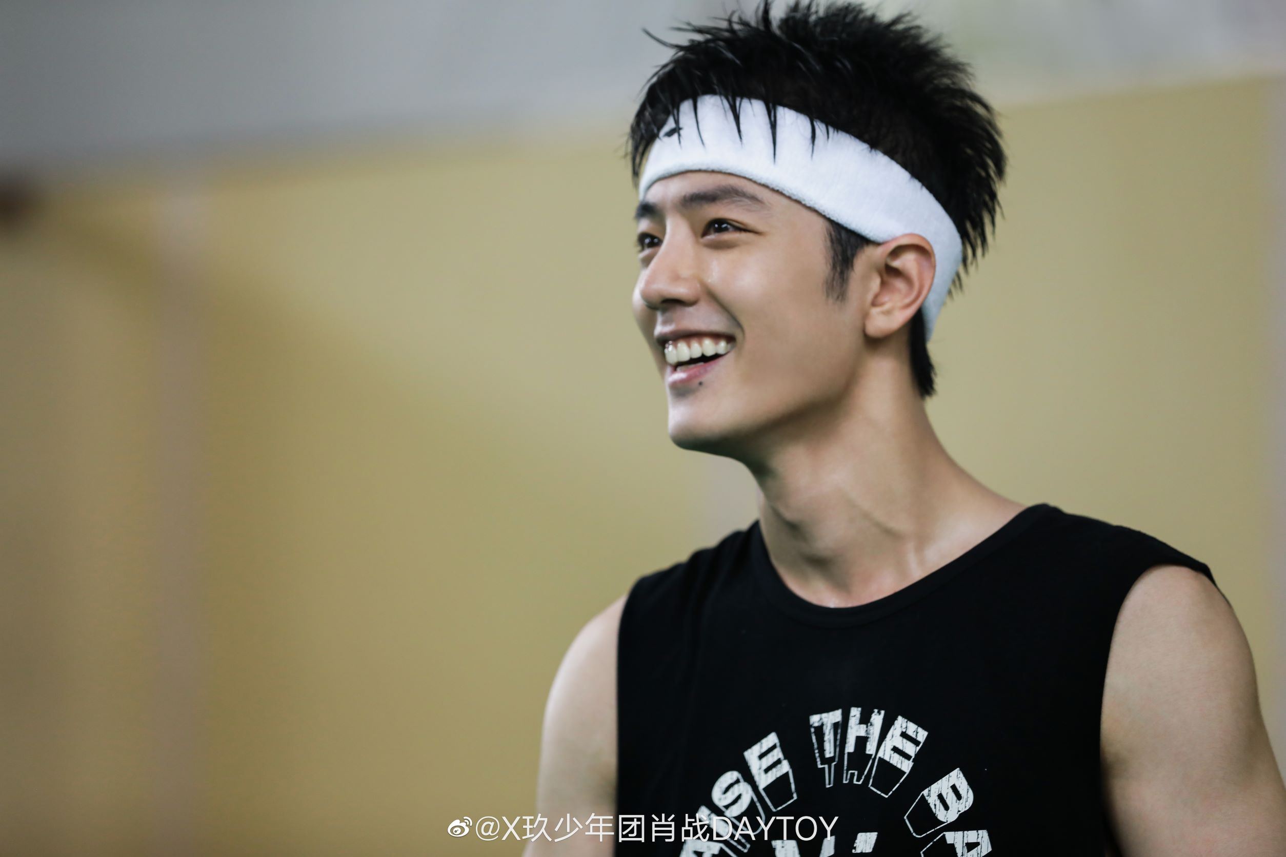 ✨肖战出道6周年解锁新角色 🎬《骄阳伴我》官宣开机🔥🥰